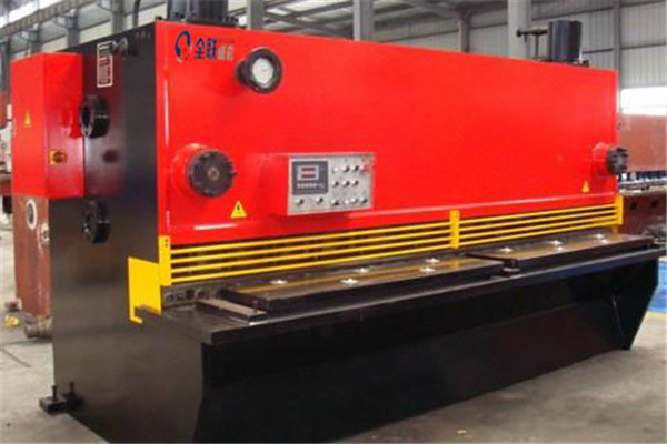 液壓(ya)擺式剪(jian)闆機 液壓擺(bai)式剪闆(pan)機