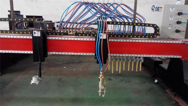 等離子(zi)數控切割(ge)機 等離子(zi)數控切割(ge)機