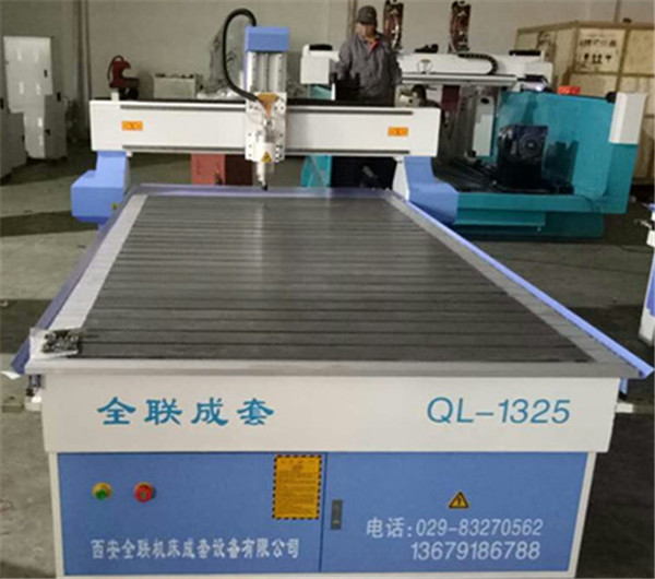 數(shu)控雕(diao)刻機(ji) 數控(kong)雕刻(ke)機