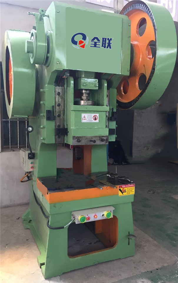 J21固(gu)定台(tai)壓力(li)機 J21固(gu)定台(tai)壓力(li)機