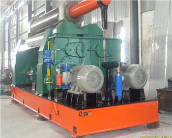 卷闆(pan)機的(de)機械(xie)結構(gou)和卷(juan)闆機(ji)輥的(de)數量(liang)劃分(fen)