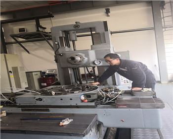 大修改(gai)造瑞士迪(di)西750高精度(du)液壓坐标(biao)镗床項目(mu)