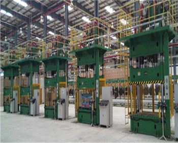 液壓(ya)機應該(gai)怎樣保(bao)證液壓(ya)油的清(qing)潔注意(yi)事項