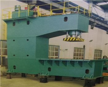 C型液(ye)壓機維(wei)修改造(zao)