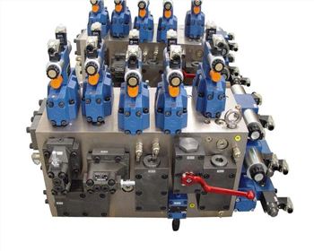 液(ye)壓閥(fa)組